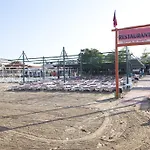 Ośrodek wypoczynkowy Narcia Side