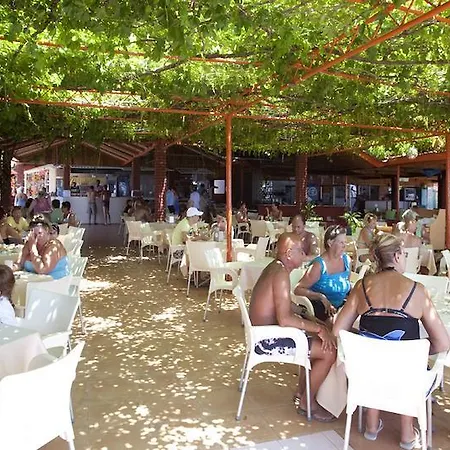 Narcia Ośrodek wypoczynkowy Side