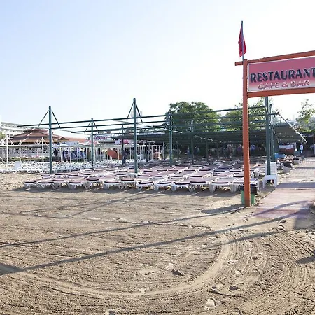 Ośrodek wypoczynkowy Narcia Side