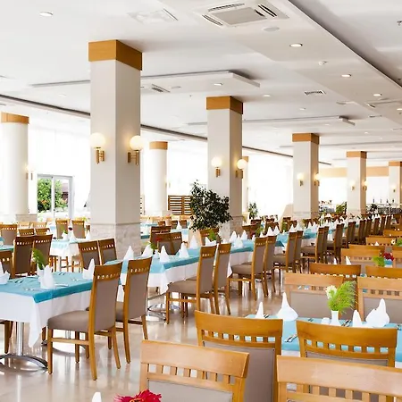 Semesteranläggning (resort) Narcia 5*