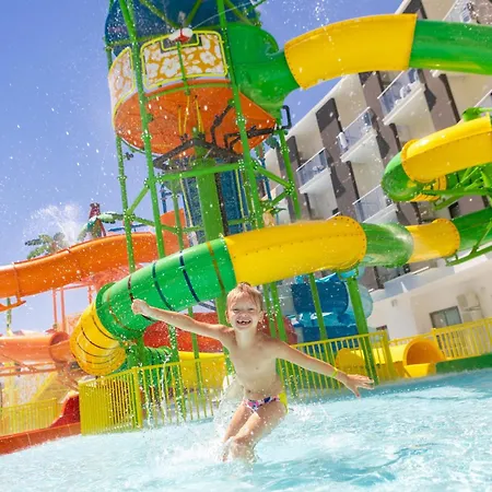 Ośrodek wypoczynkowy Narcia Side