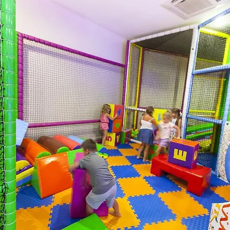 نارسيا - آلترا شامل كلياً منتجع 5*